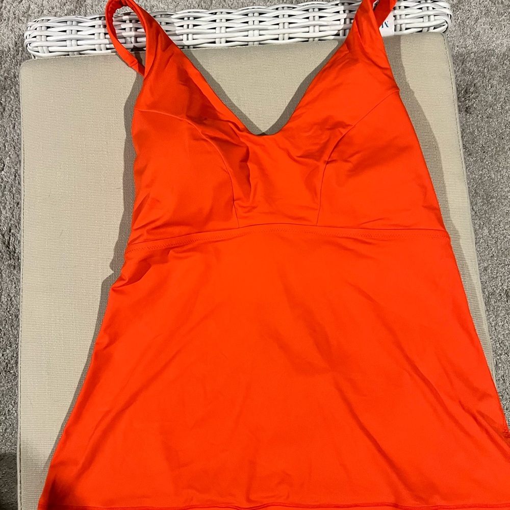 Athleta orange strappy tankini top